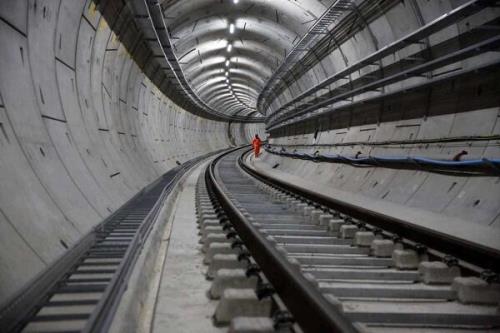 ساخت رام قطار ۳ واگنه پرسرعت و ۱۱۳ فروند قطار مترو ملی